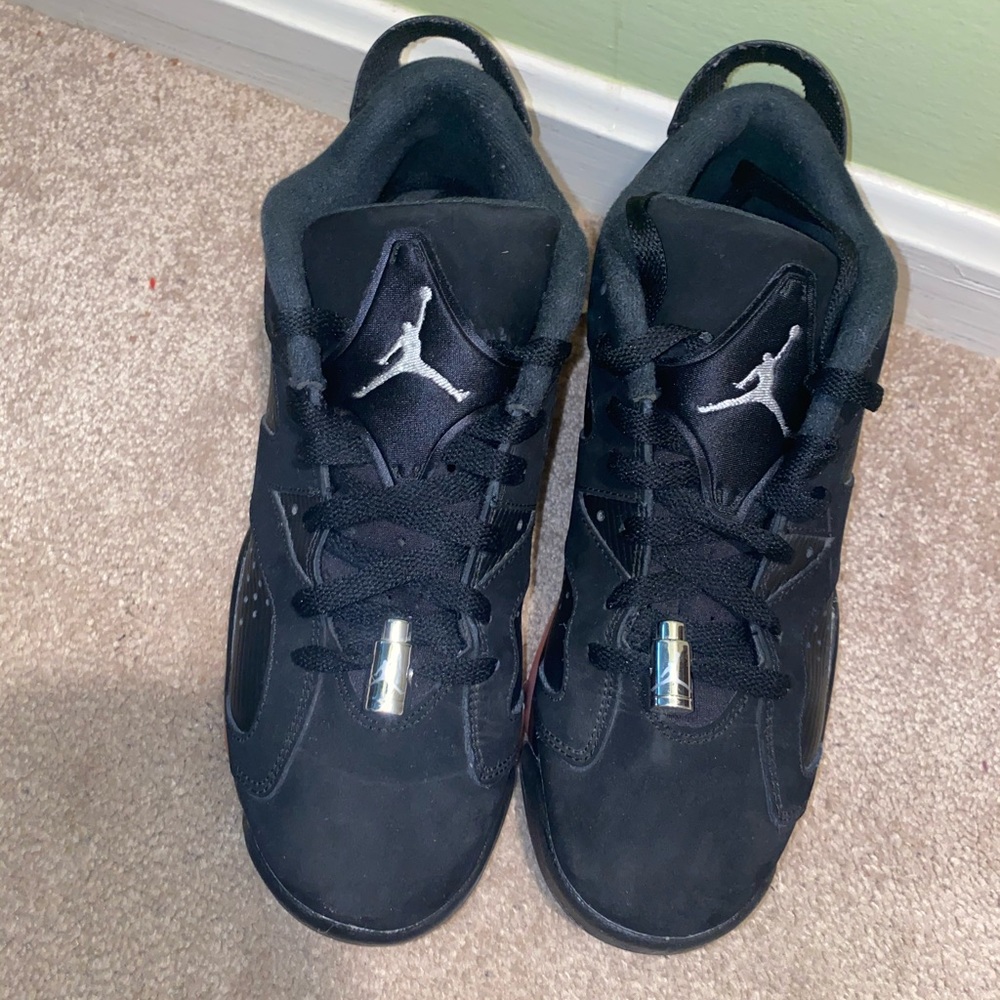 Jordan retro 6 low size 7y